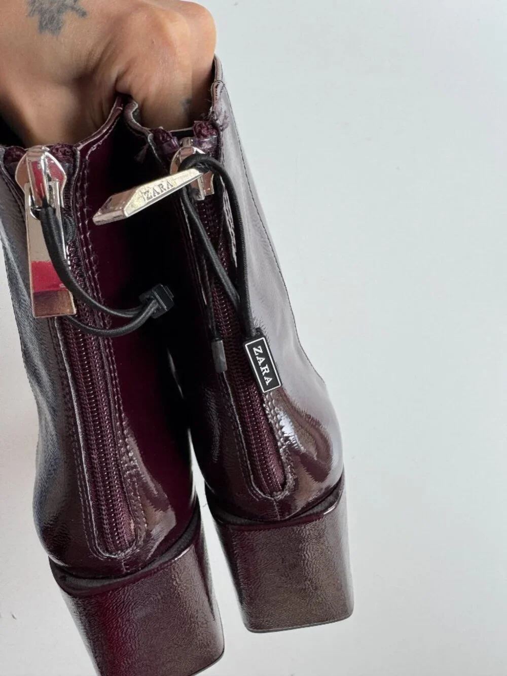 NWOT ZARA Dark Burgundy Patent Faux Leather Block Heel Ankle Boots, Size 40 - Picture 8 of 12